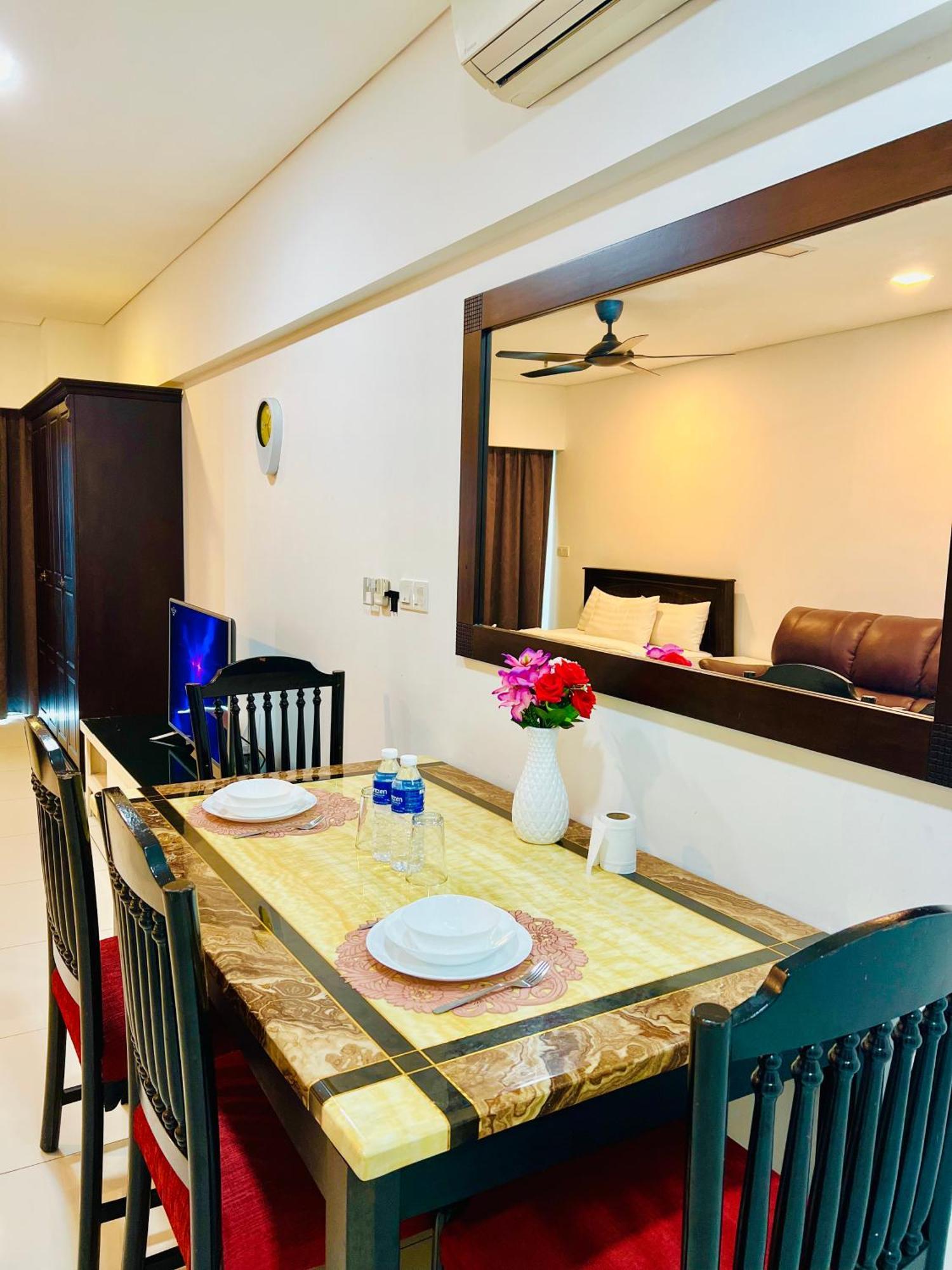 Summer Suite Klcc By Citybox Kuala Lumpur Exterior foto